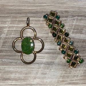 2 items! Vintage Bojar Green necklace pendant and matching stretch bracelet